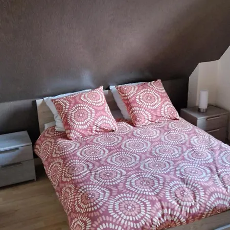 Maison De Cathy Et Jean-louis Apartman *